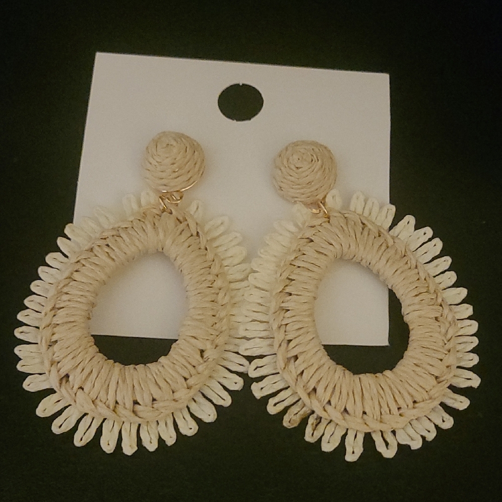 Elegant Cream Woven Earrings